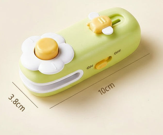 Mini Sealing Machine Small Household Hand Pressure Plastic Sealing Machine Snack Plastic Bag Sealer Food Preservation Sealing Clip